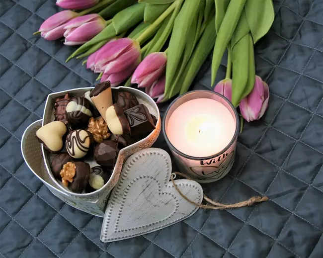 Csokol�d�, vir�g