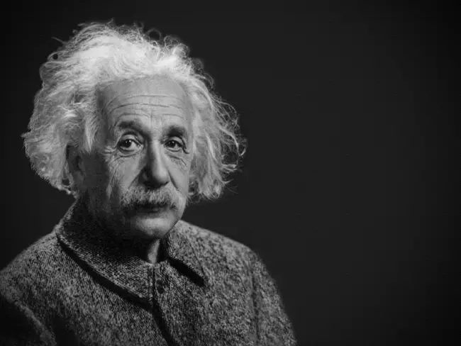 Einstein feladv�nya
