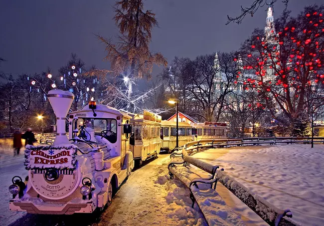 Kar�csonyi kisvonat