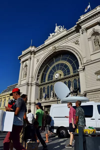 Migr�nst�ntet�sek a Keleti p�lyaudvarn�l - 2015 - augusztus, szeptember