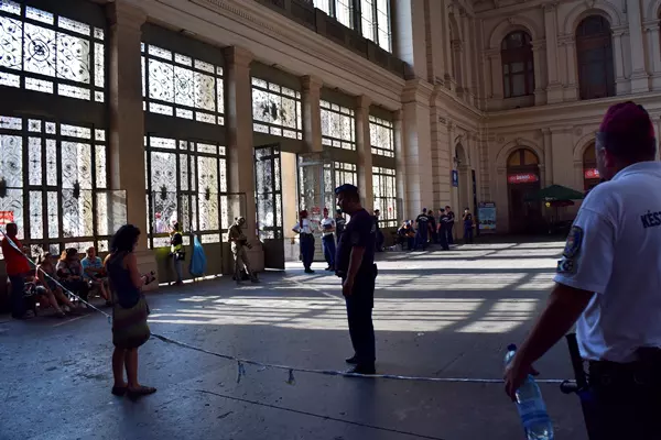 Migr�nst�ntet�sek a Keleti p�lyaudvarn�l - 2015 - augusztus, szeptember