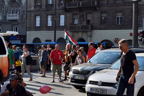Migr�nst�ntet�sek a Keleti p�lyaudvarn�l - 2015 - augusztus, szeptember