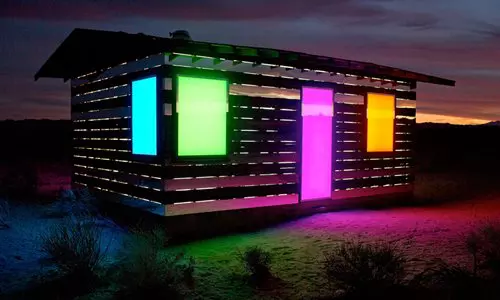 Lucid Stead, Phillip K. Smith alkot�sa