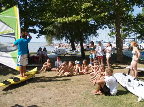 SurfGuru Windsurf Oktat�si Centrum - Balatonkenese