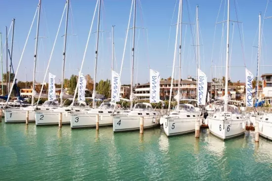 Pannon Yacht Charter - Balatonf�red