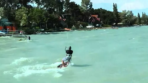 Wakeboardoz�si lehet�s�gek a Balatonon